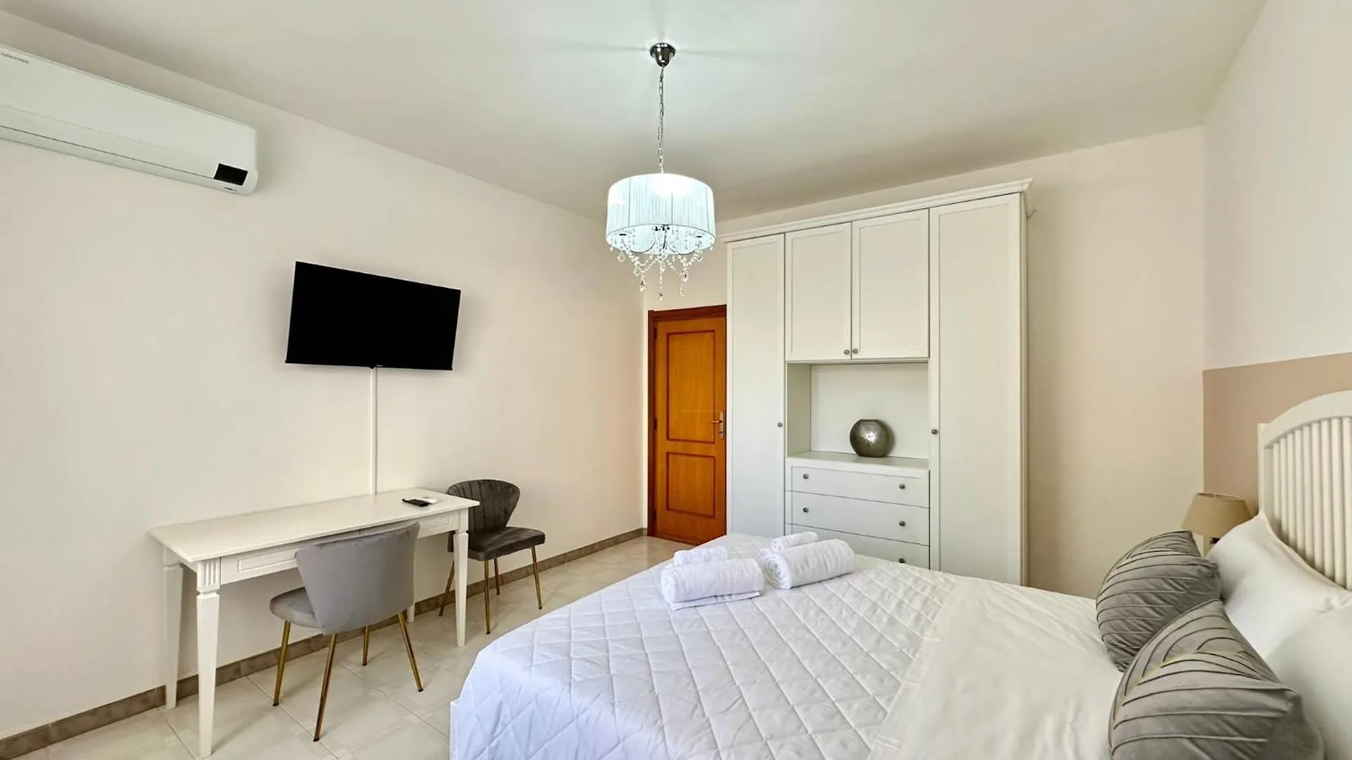 Pm 153 Via XX Settembre Guest House 알게로 아파트